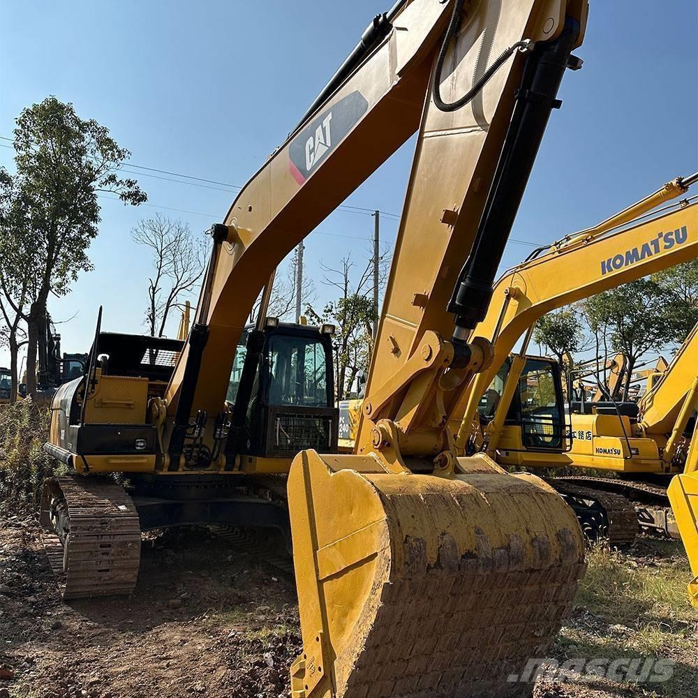 CAT 326D Telakaivukoneet