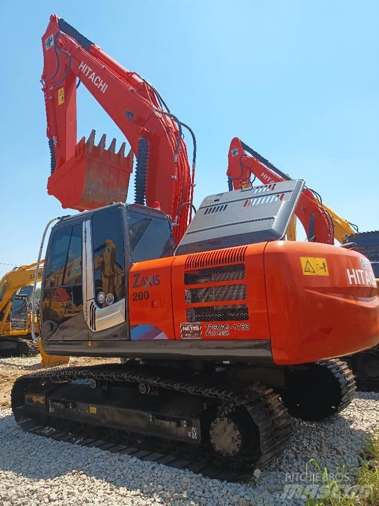 Hitachi ZX 200 Midikaivukoneet 7t - 12t