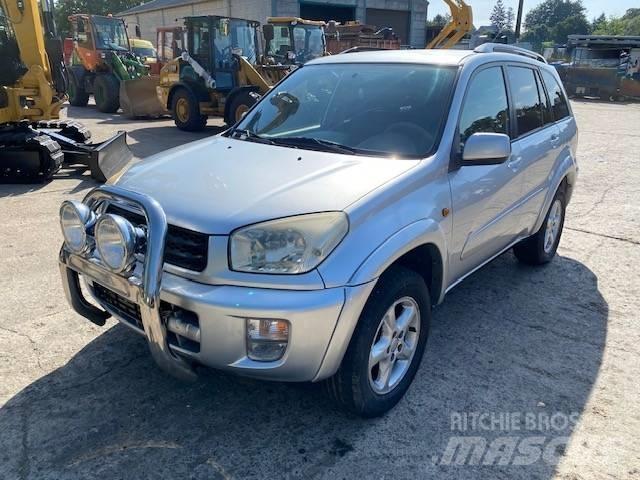 Toyota RAV-4 Henkilöautot