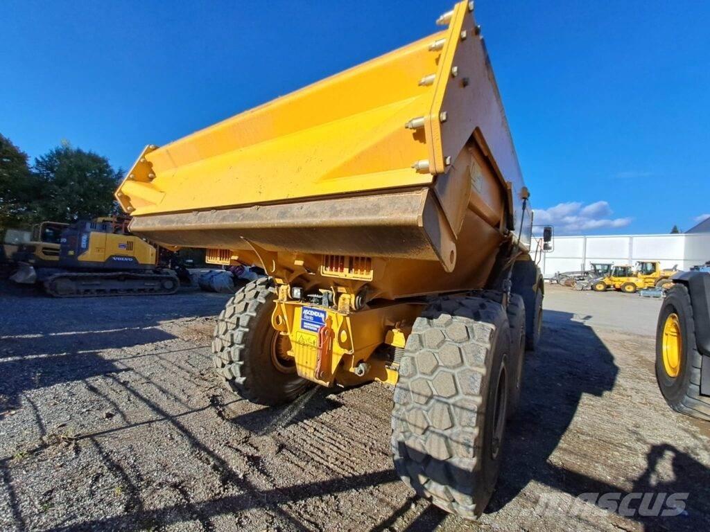 Volvo A25G Dumpperit