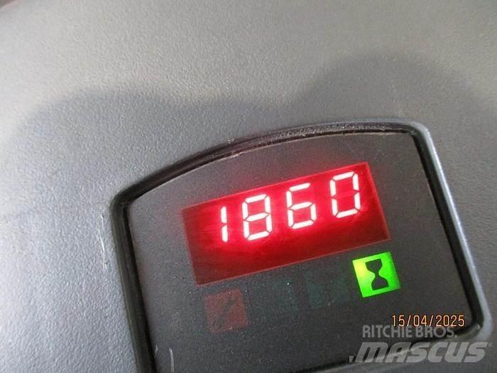 BT LPE 200-6 Lavansiirtotrukit ajotasolla