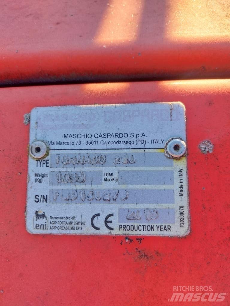 Maschio Tornado 280 Kesantoleikkurit ja -murskaimet