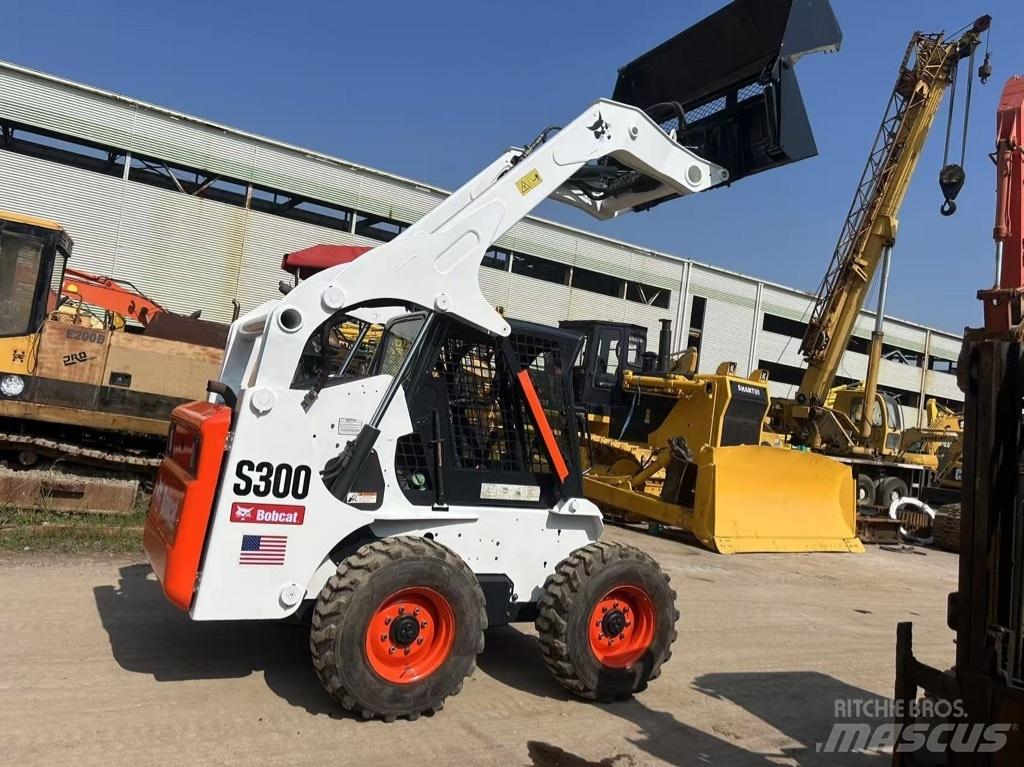 Bobcat S 300 Liukuohjatut kuormaajat