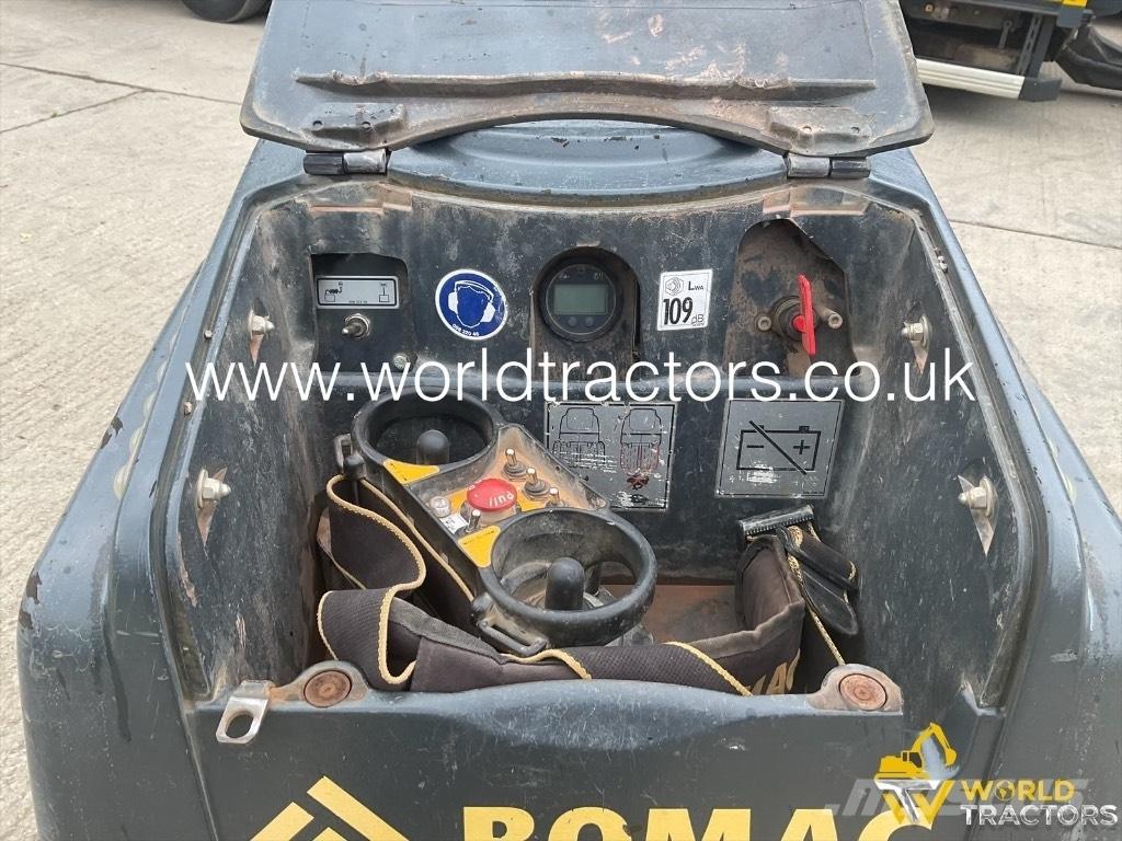Bomag BMP 8500 Tärylevyt