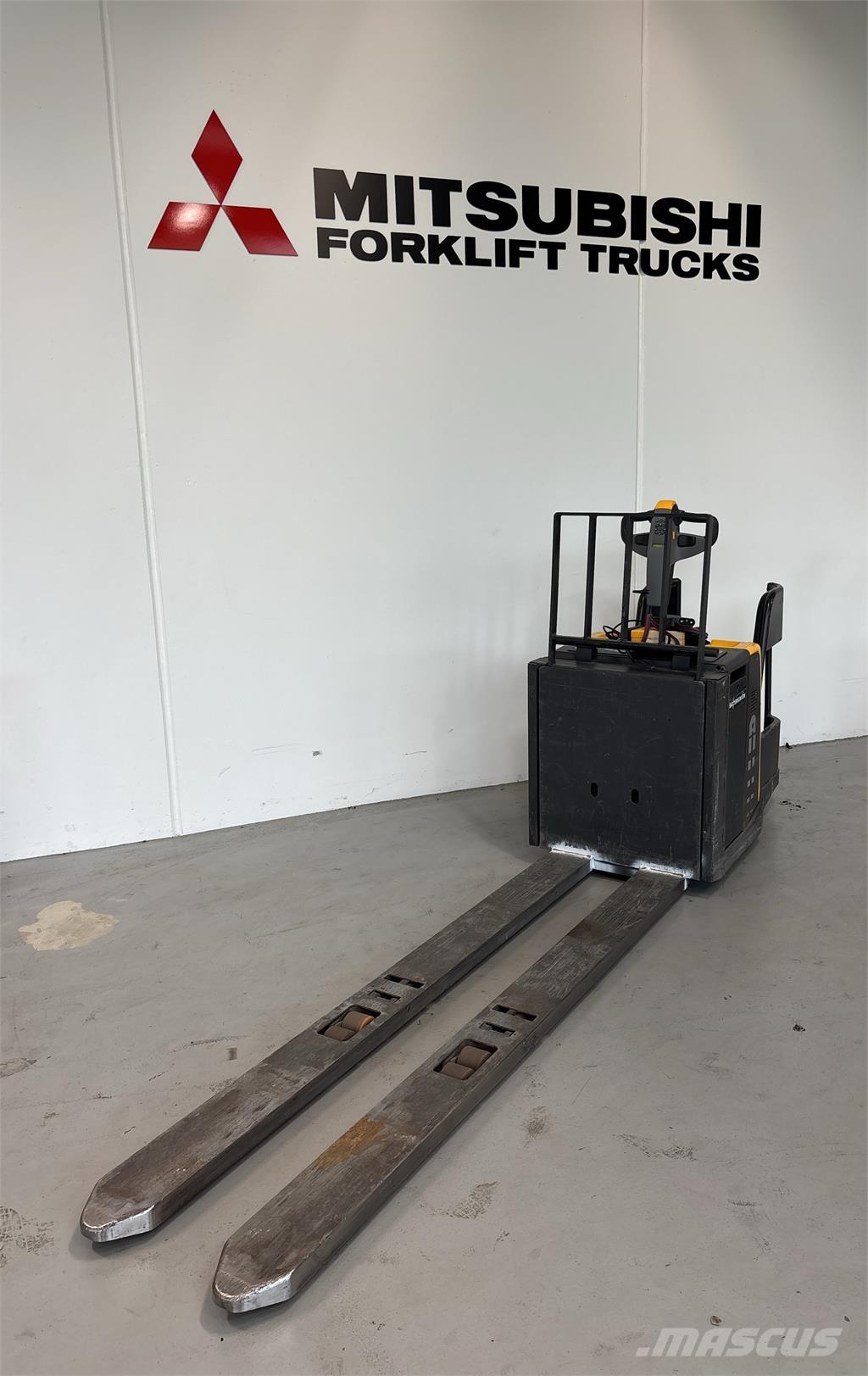 Atlet PMR200P Lavatrukit