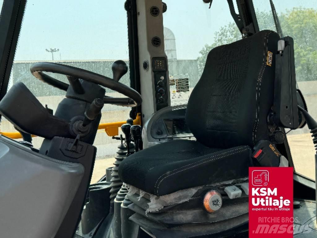 JCB 3 CX Kaivurikuormaajat