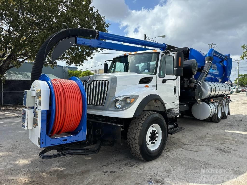 International 7500 Paine-/imuautot