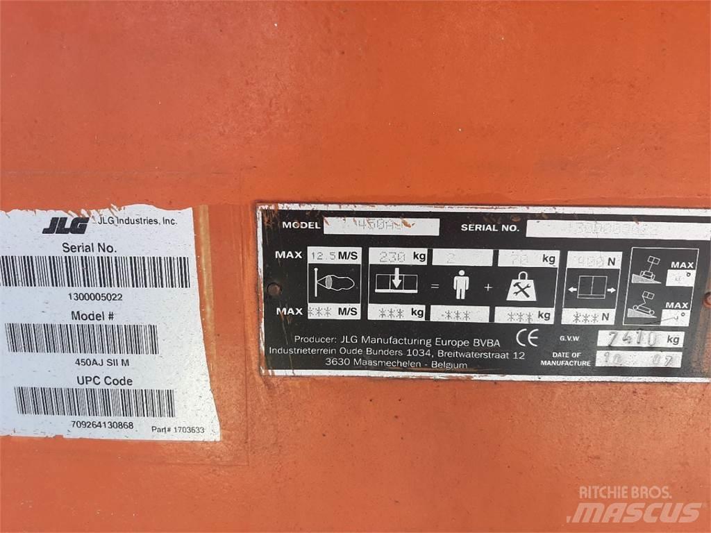 JLG 450AJ Kuukulkijat