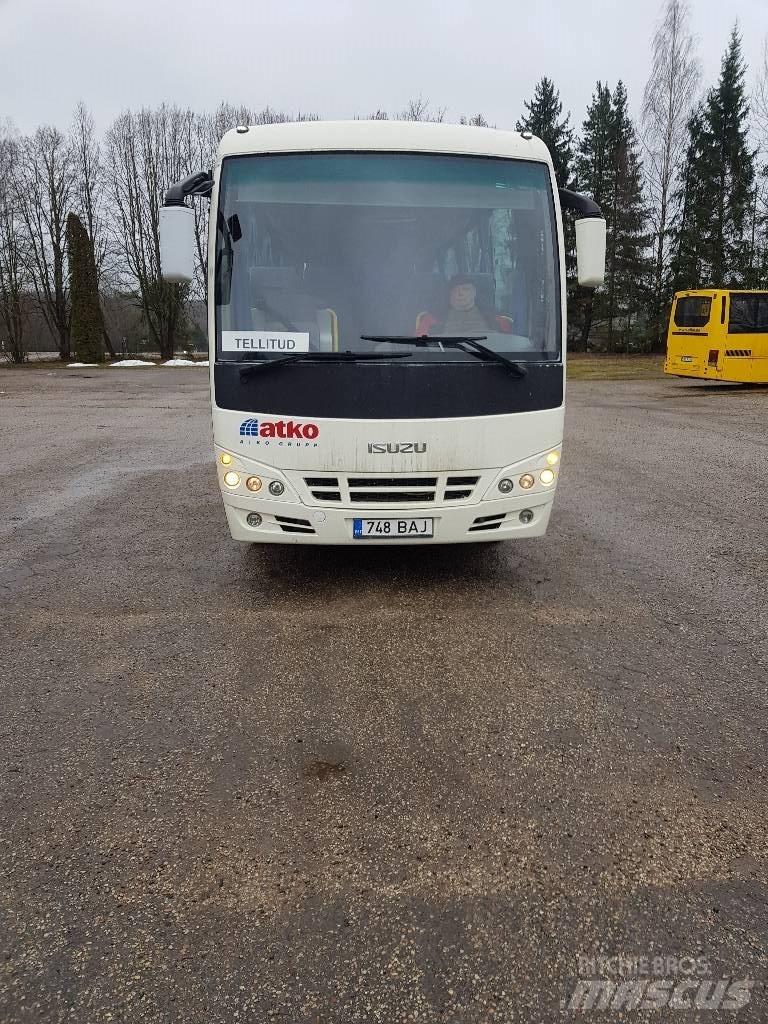 Isuzu Turquoise Linjaliikennebussit