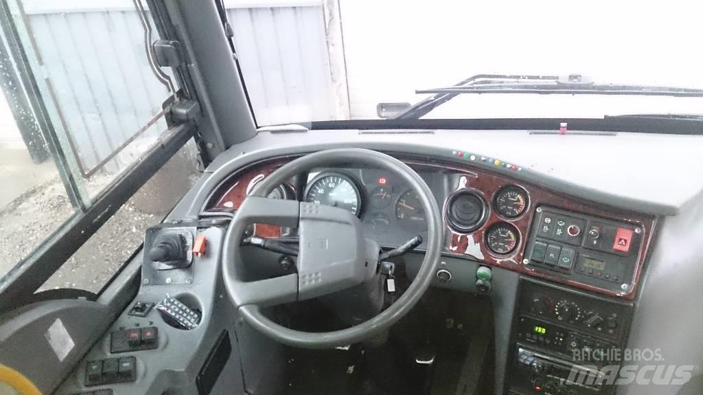 Isuzu Turquoise Linjaliikennebussit