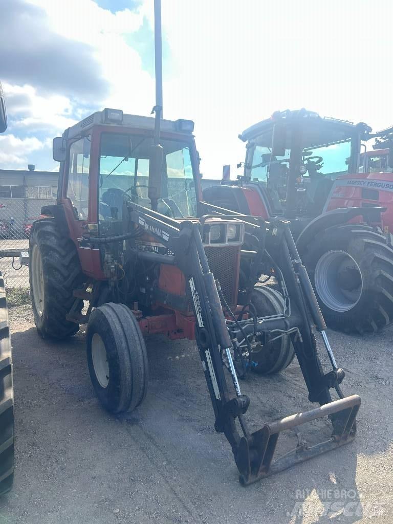 International 685 XL Traktorit