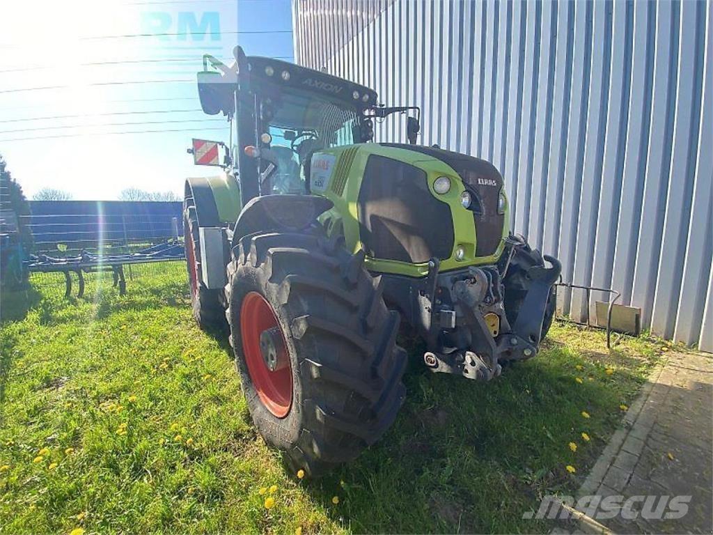 CLAAS axion 850 Traktorit