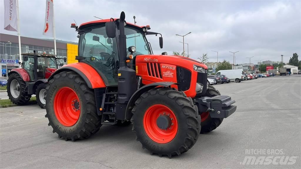 Kubota M7153 Traktorit