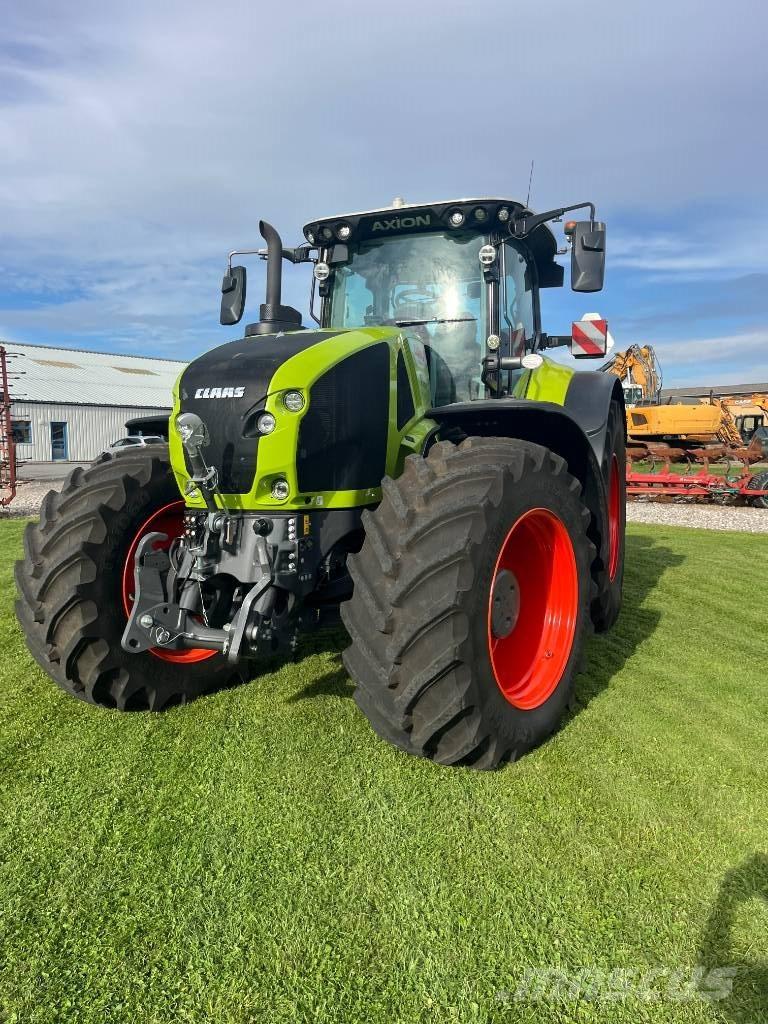 CLAAS Axion 960 Traktorit