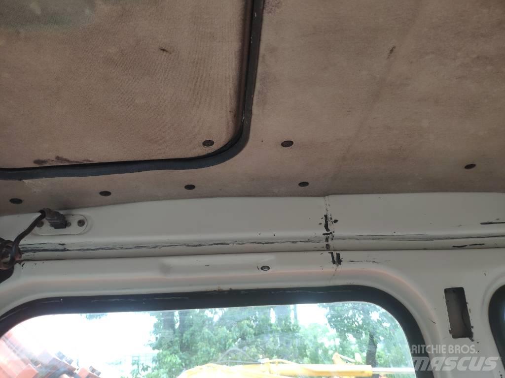 Doosan DH 150 W-7 Pyöräkaivukoneet