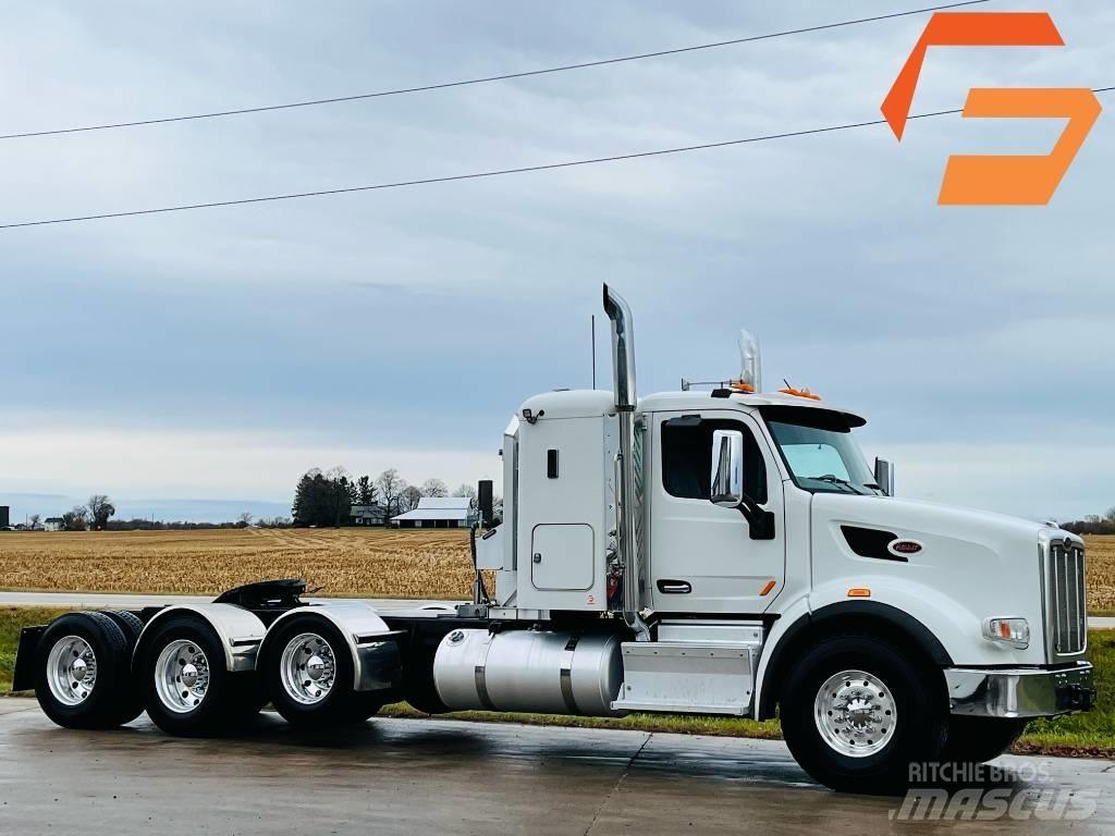 Peterbilt 567 Vetopöytäautot