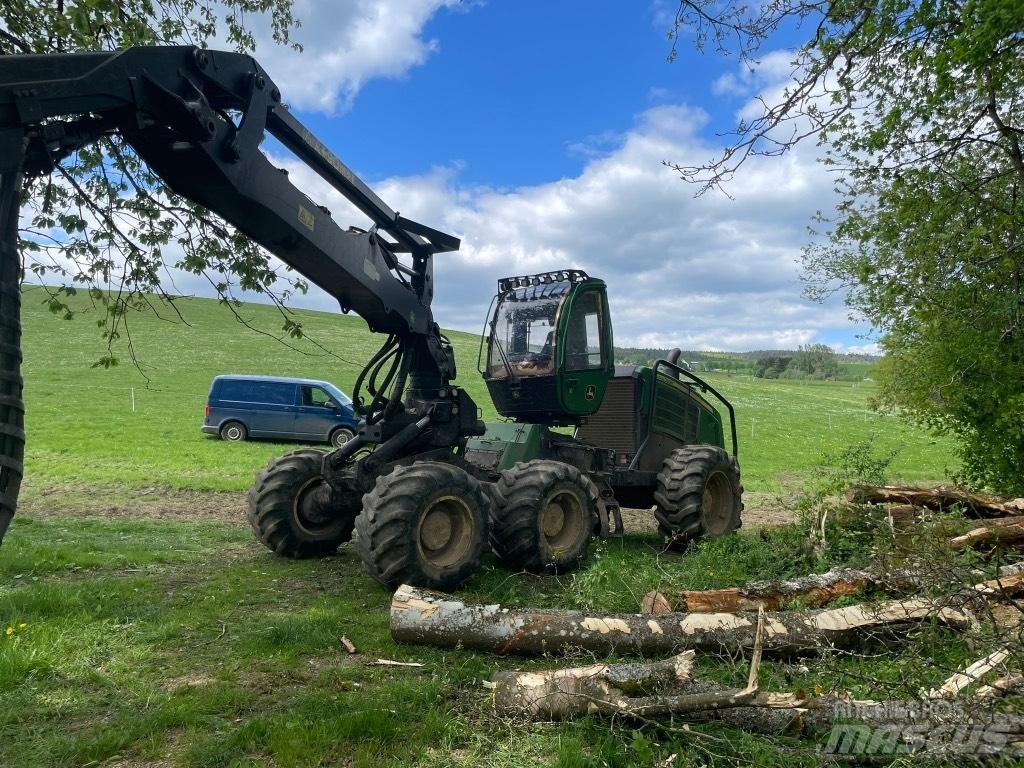 John Deere 1470 G Harvesterit