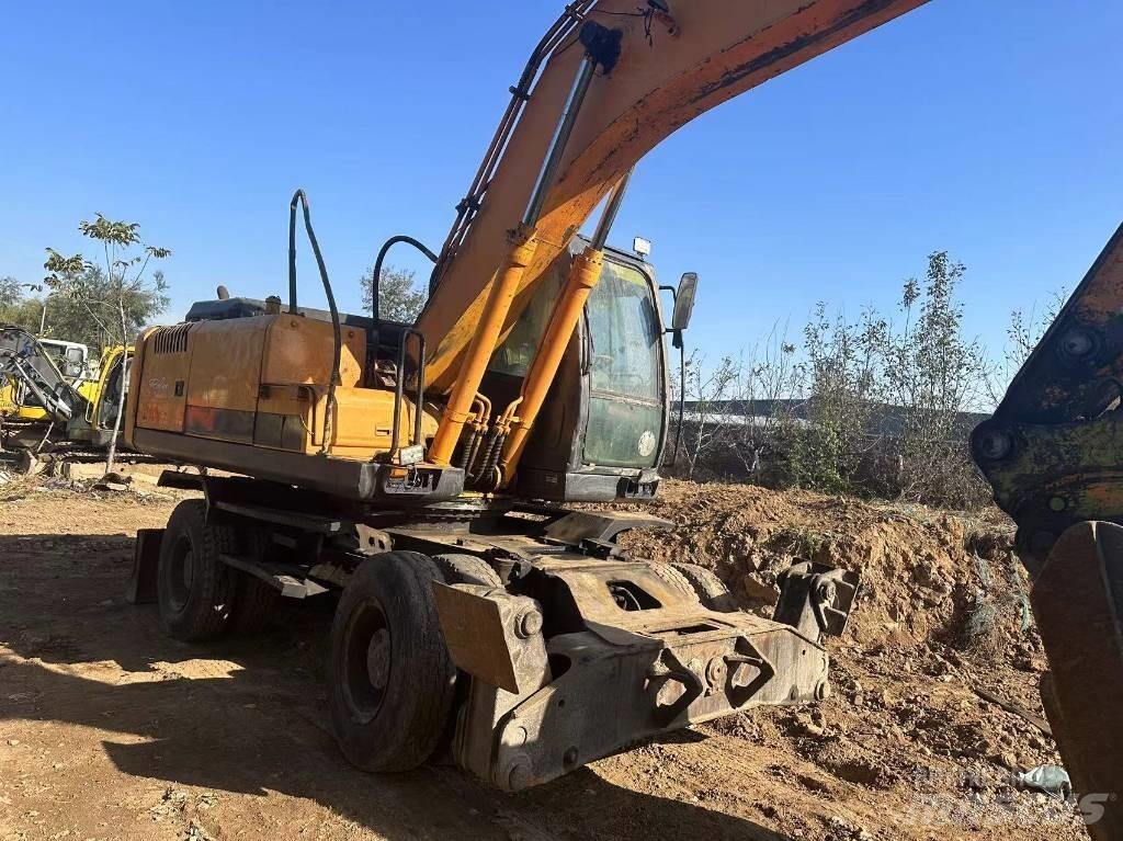 Hyundai R210W-9 Pyöräkaivukoneet