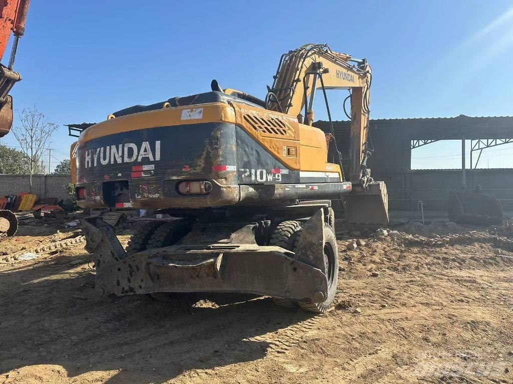 Hyundai R210W-9 Pyöräkaivukoneet