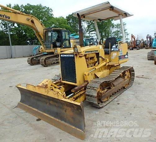 Komatsu D 20 A-6 Telaketjupuskutraktorit