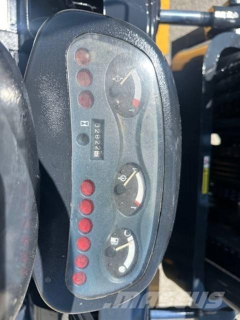 Komatsu FD 40 ZT Muut haarukkatrukit
