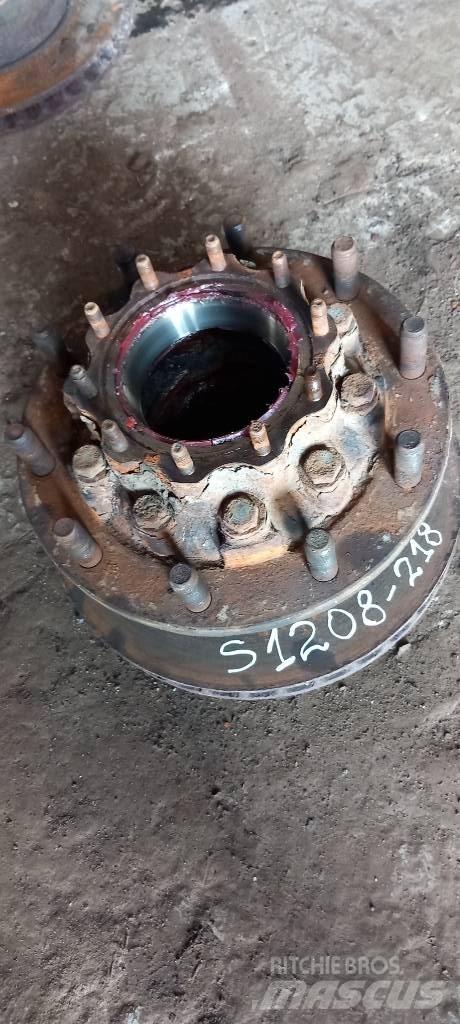 Scania 94 D.   1382884 Akselit