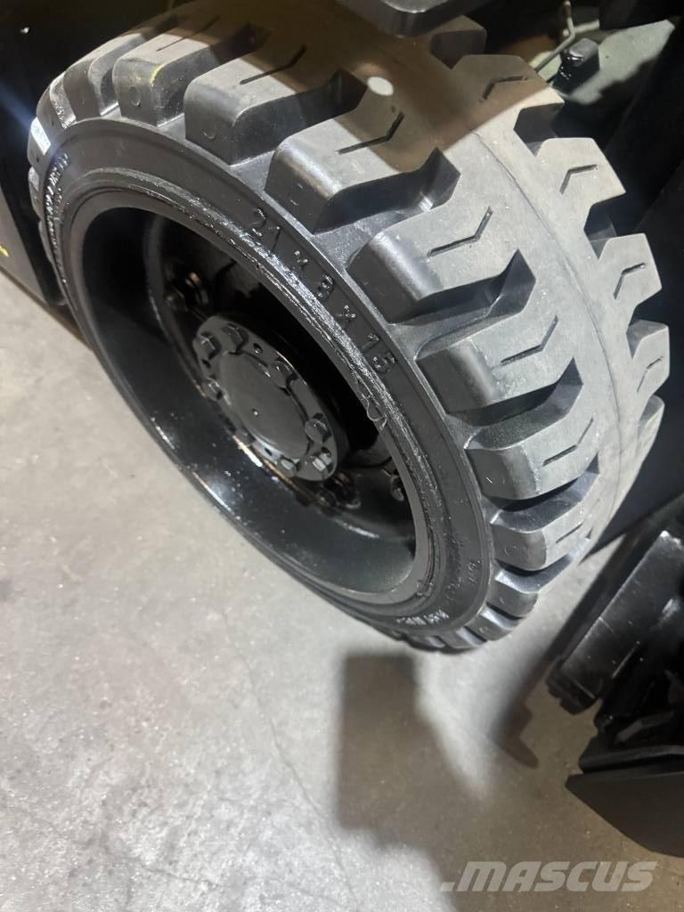 Hyster E 60 XN Sähkötrukit