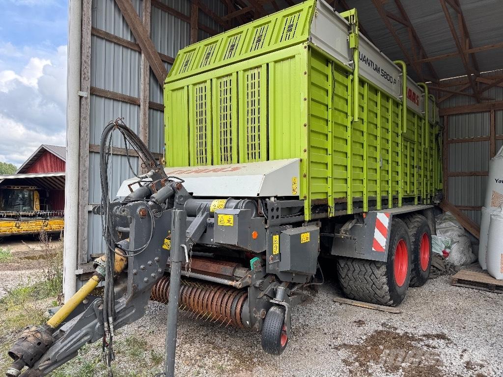 CLAAS Quantum 5800 P Keräävät noukinvaunut ja silppurivaunut