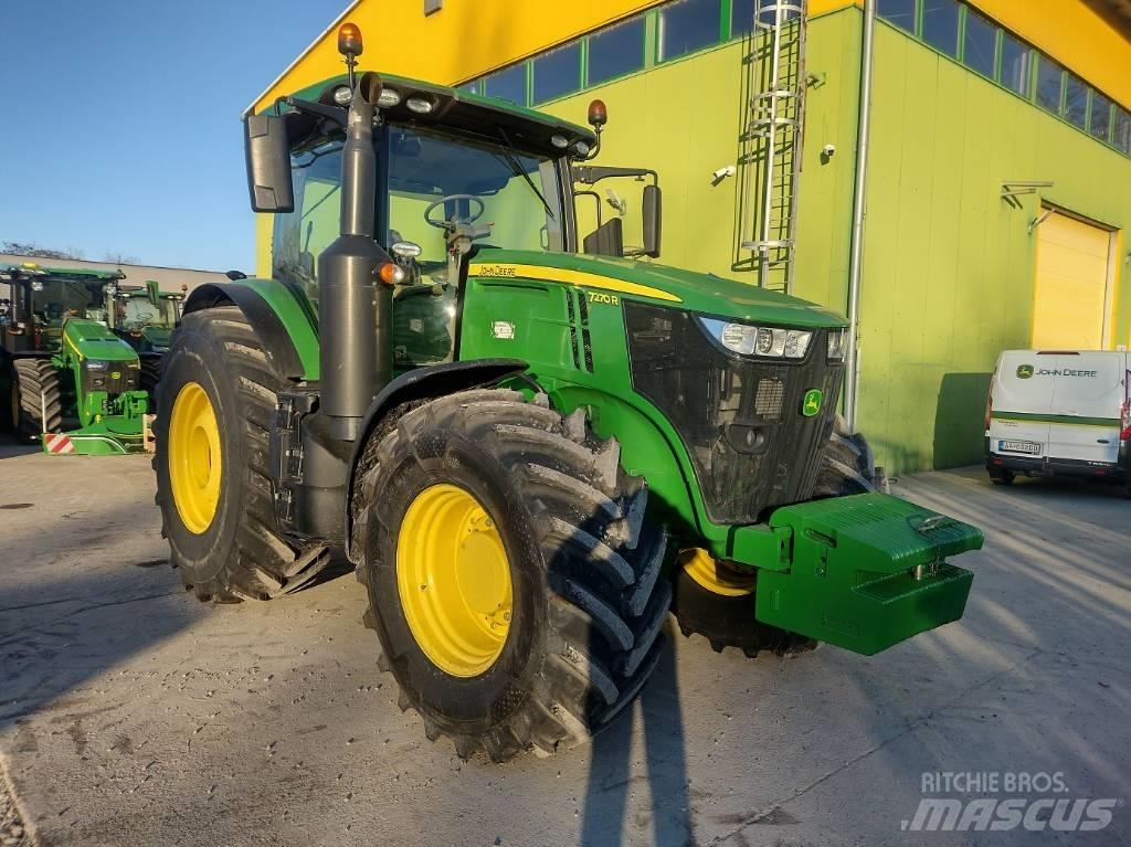 John Deere 7270 R Traktorit
