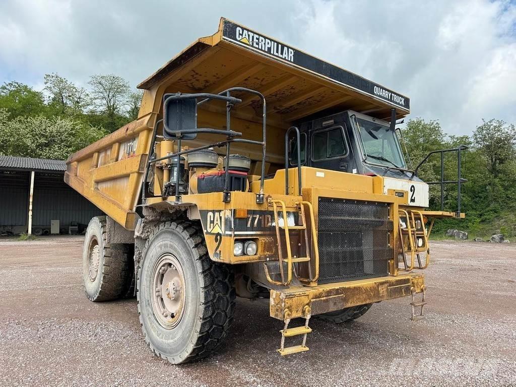 CAT 771D Maansiirtoautot