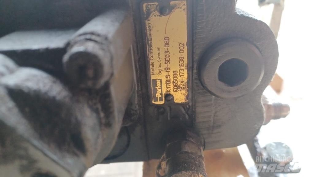 John Deere 1270 D Hydrauliikka