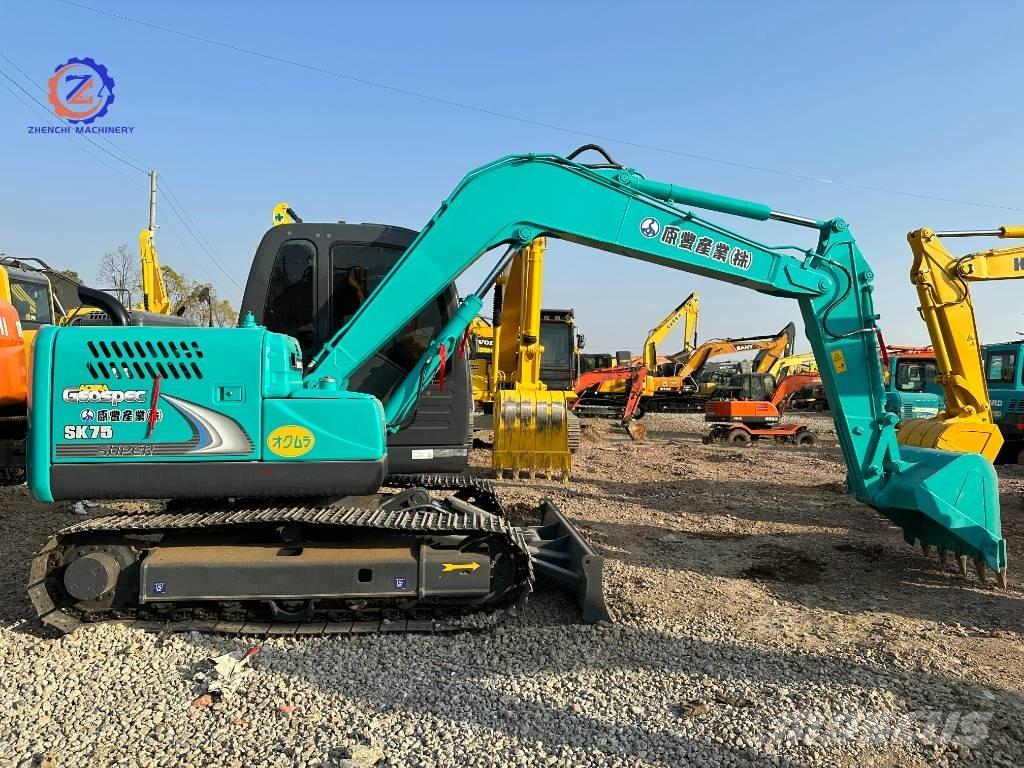 Kobelco SK 75 Midikaivukoneet 7t - 12t