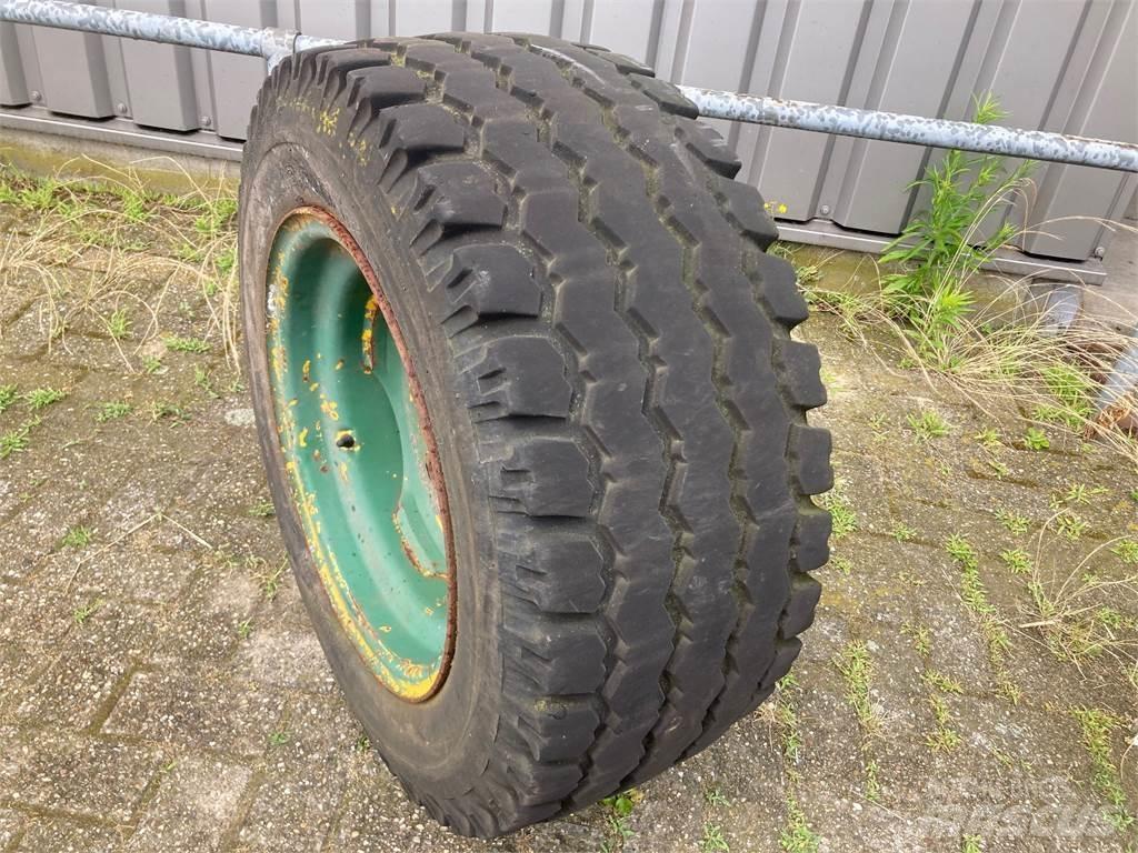 Barum 13.0/65-18 Renkaat ja vanteet