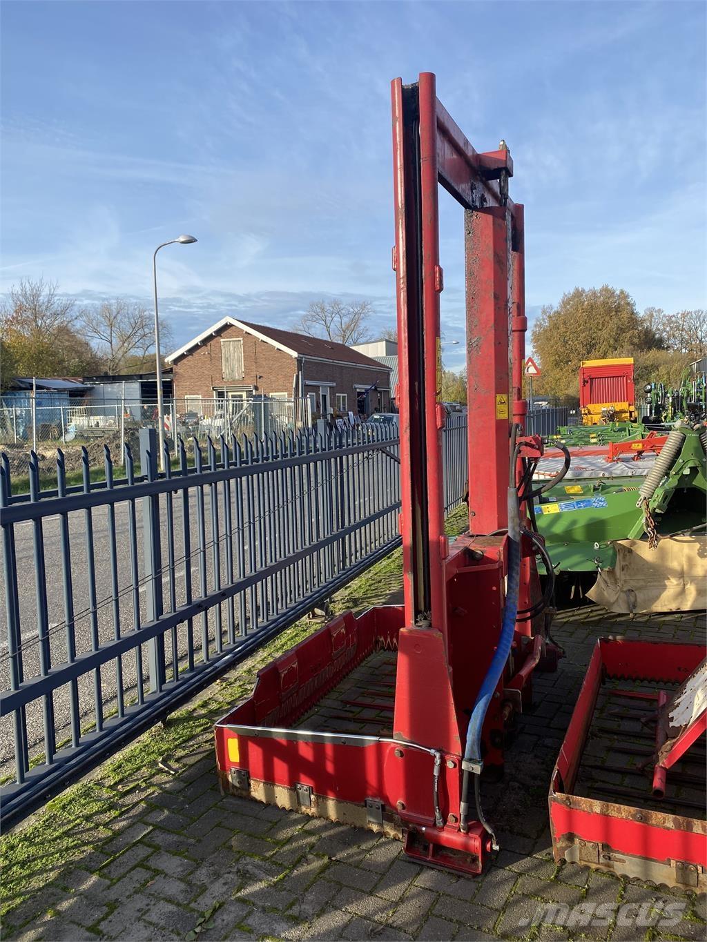 BvL megastar 195 Muut karjatalouskoneet ja lisävarusteet