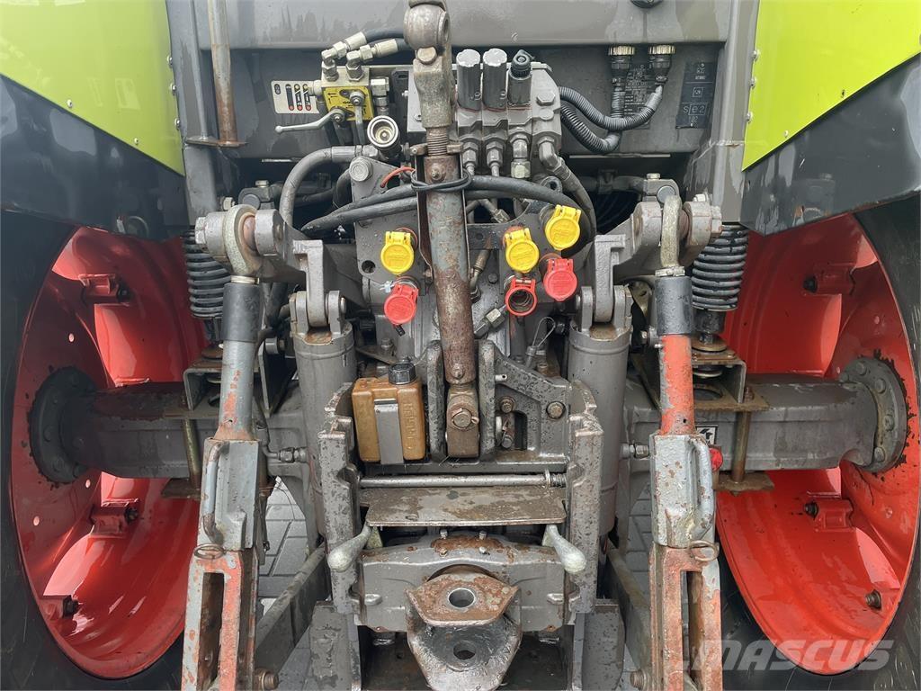 CLAAS ATZ 567 Traktorit