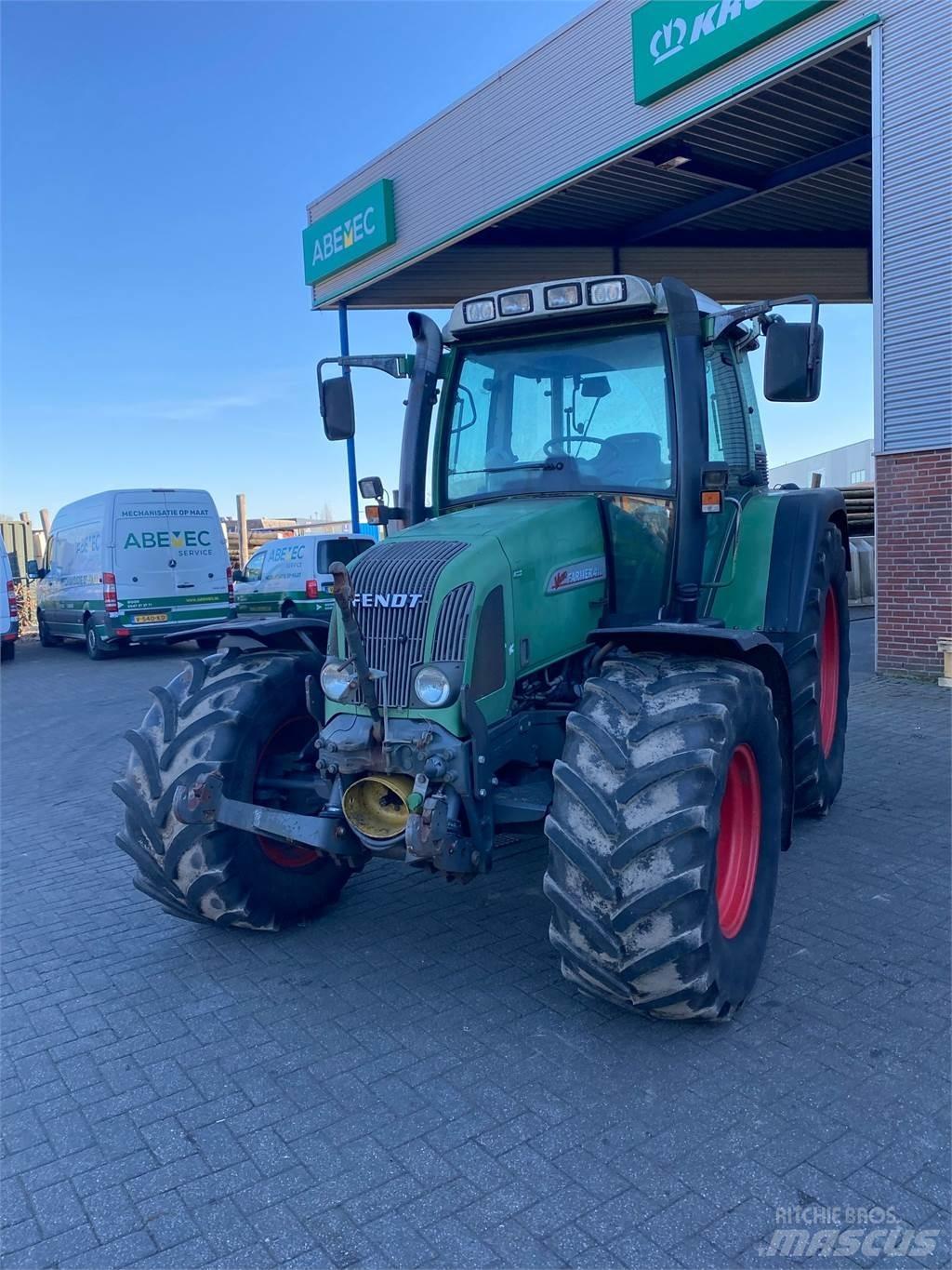 Fendt 411 vario Traktorit