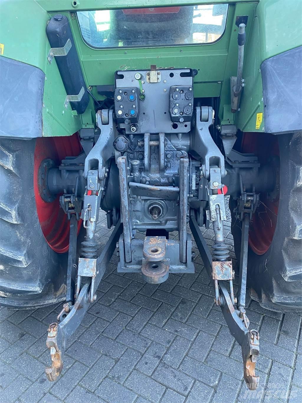 Fendt 411 vario Traktorit