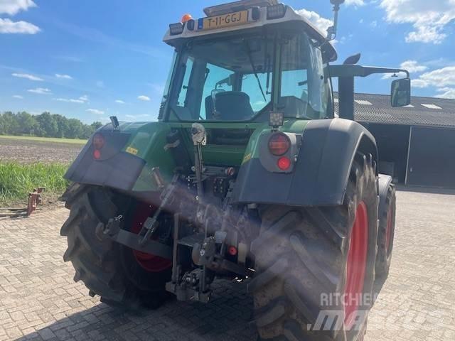Fendt 714 Com3 Traktorit