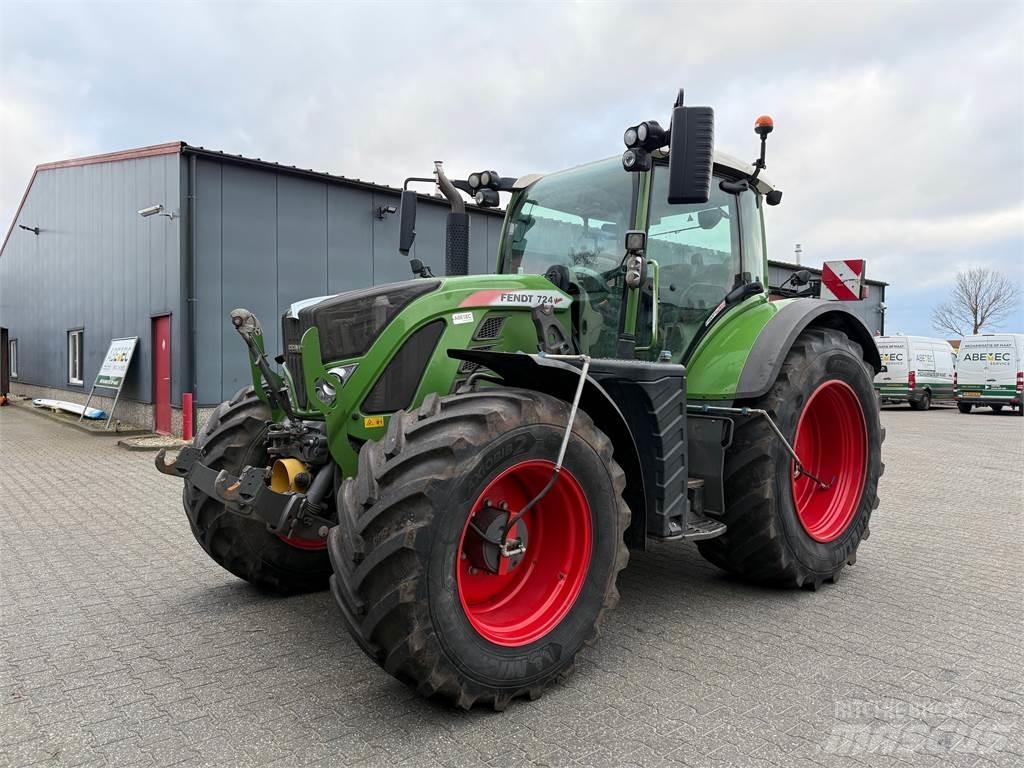 Fendt 724 S4 Traktorit