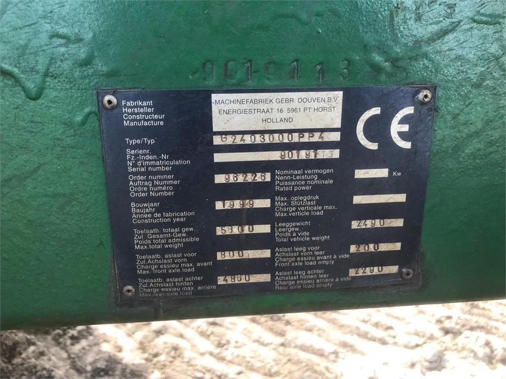 John Deere 624 Itsekulkevat ruiskut