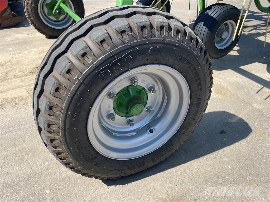 Krone KWT 11.22 Pöyhimet ja haravat
