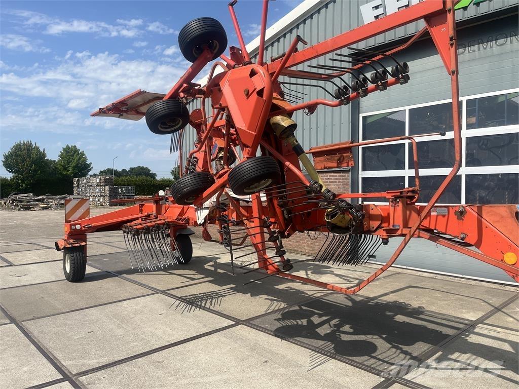 Kuhn 7302 DL Pöyhimet ja haravat