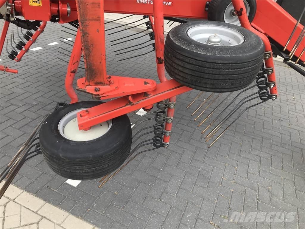 Kuhn GA 8731 hark Pöyhimet ja haravat