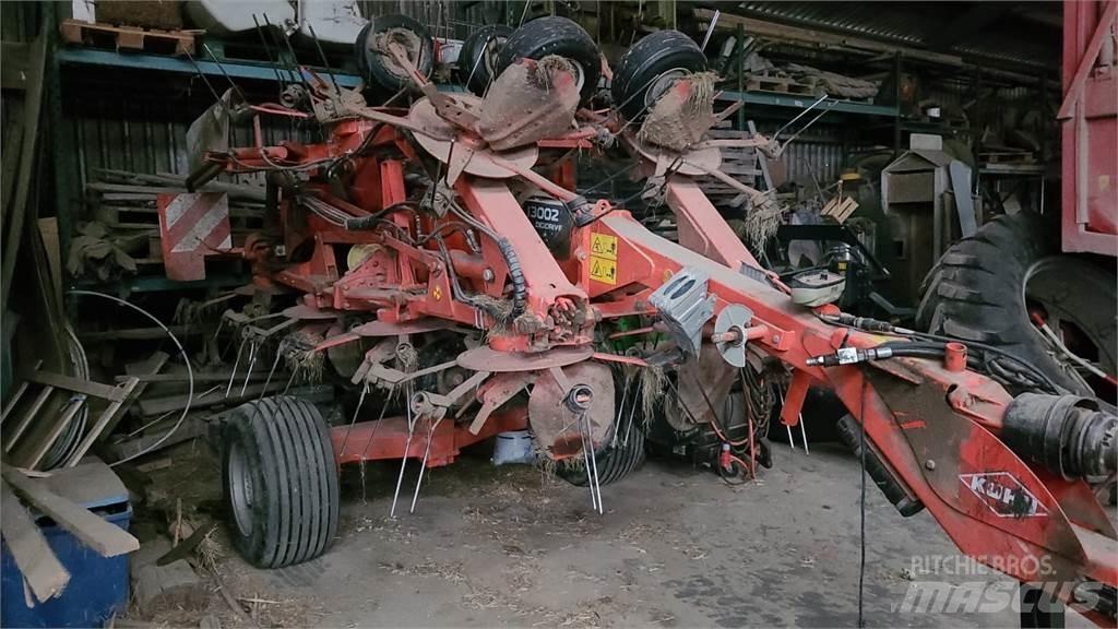Kuhn GF 13002 Pöyhimet ja haravat