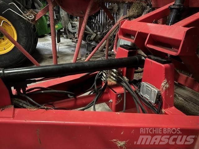 Lely Lotus 1020 Pöyhimet ja haravat