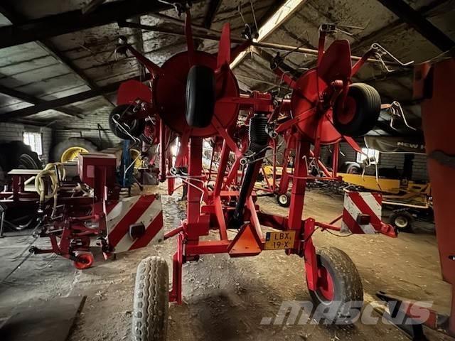 Lely Lotus 1020 Pöyhimet ja haravat
