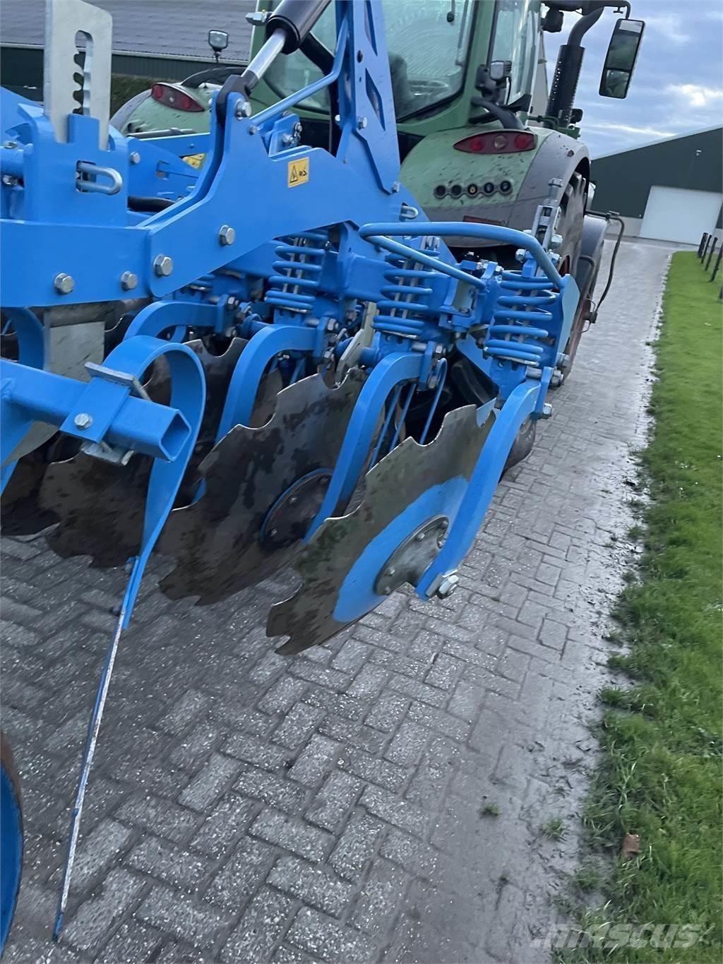 Lemken Rubin 12 Kiekkomultaimet ja lautasäkeet