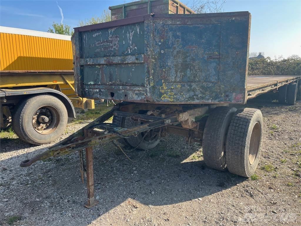  PATTE WAGEN Eläinkuljetusperävaunut