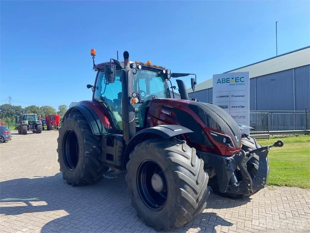 Valtra T 254 Traktorit