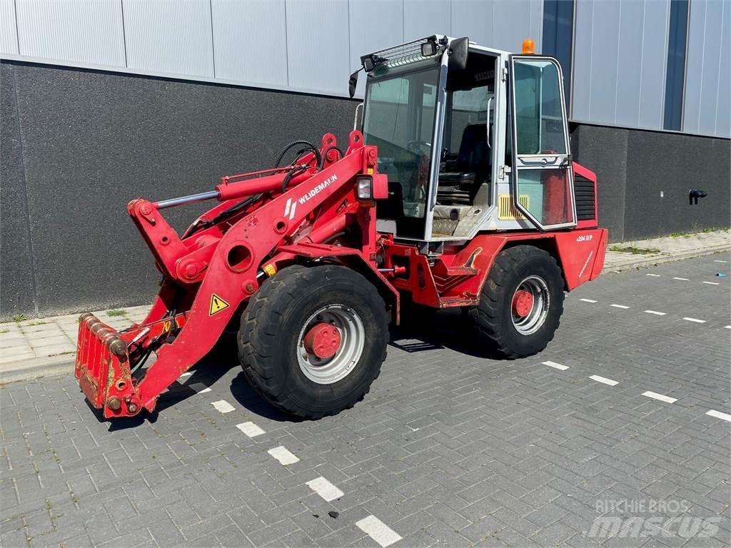 Weidemann 4204 D/P Etukuormaimet ja kaivuulaitteet